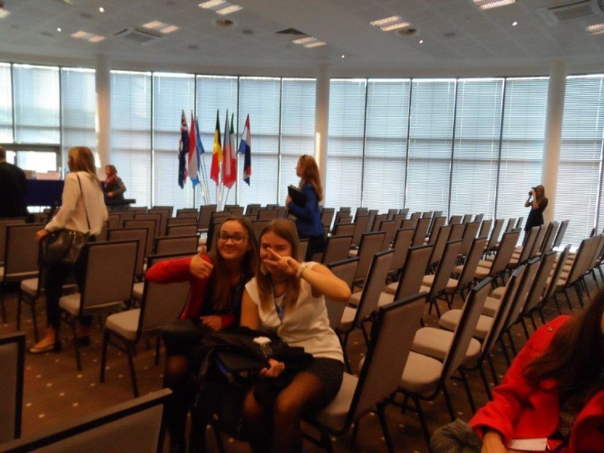Uczniowie LMK wzięli udział w międzynarodowej konferencji Toruń Mode United Nations 2015