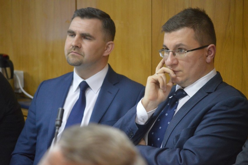 Burmistrz Michał Pasieczny będzie mieć teraz niższą pensję
