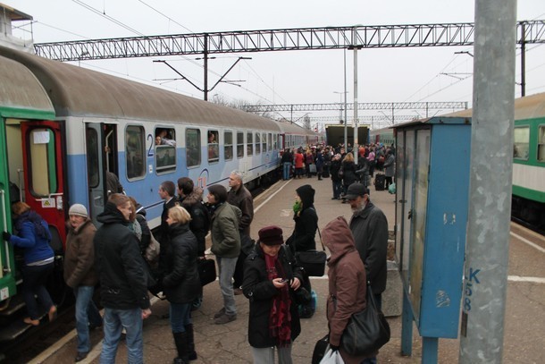 - Wybudowanie nowych peronów oraz remont podziemnego tunelu...