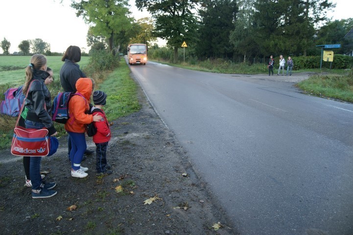 Niebezpieczny przystanek w Lubiszynku Drugim. Rodzice boją...