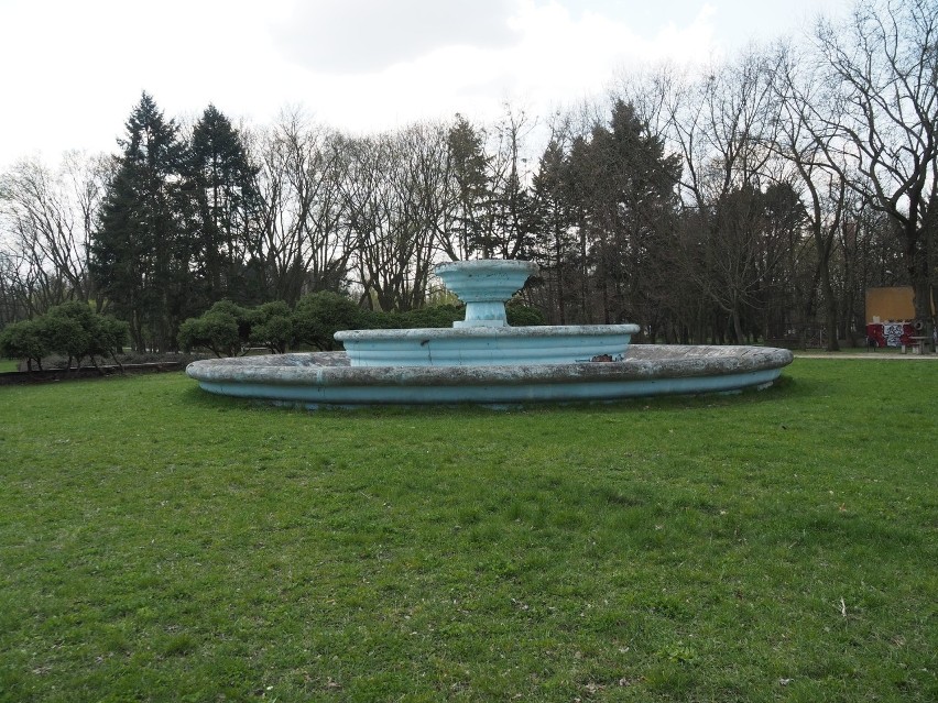 Budowany teraz wodotrysk w parku na Widzewie powinien działać jeszcze w tym sezonie