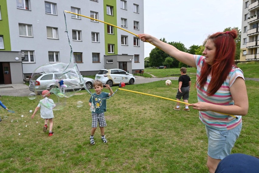 Otwarcie placu zabaw w Lasowicach