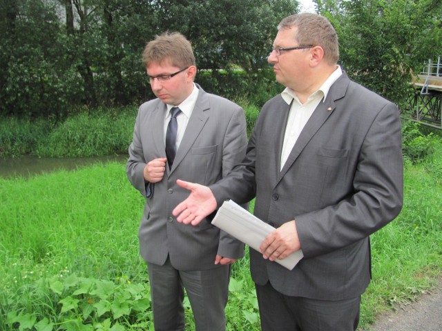 O planach związanych z konserwacją rzek mówili Łukasz Kuroszczyk i Krzysztof Grabowski.