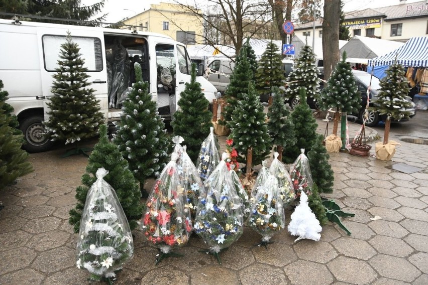 Kieleckie bazary w niedzielę 13 grudnia odbywały się już w...