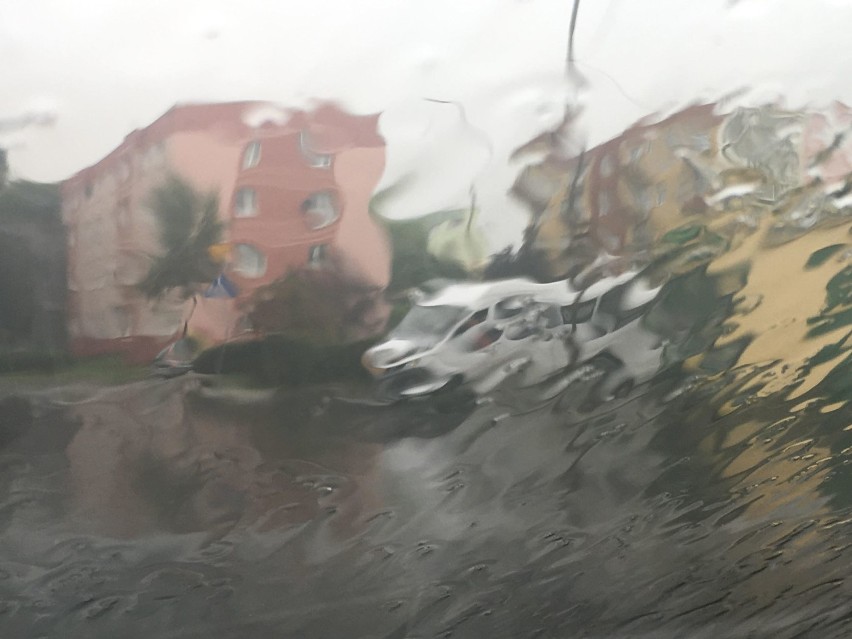 Deszczowa pogoda w Kraśniku. Zobacz galerię zdjęć Czytelników (ZDJĘCIA)