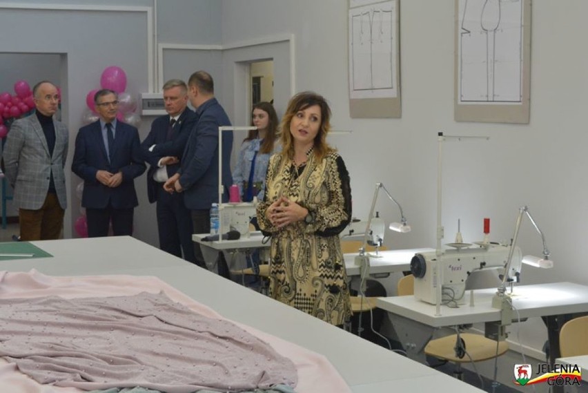 Nowoczesna pracownia mody w Jeleniej Górze oficjalnie otwarta! [ZDJĘCIA]