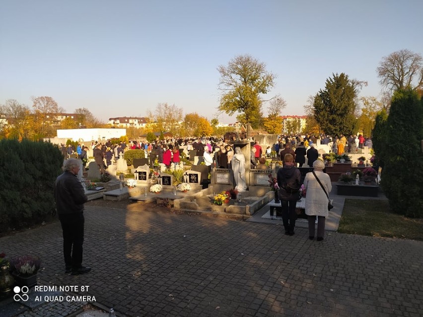 WRZESNIA: Wszystkich Świętych 2021, Cmentarz Parafialny [FOTO]
