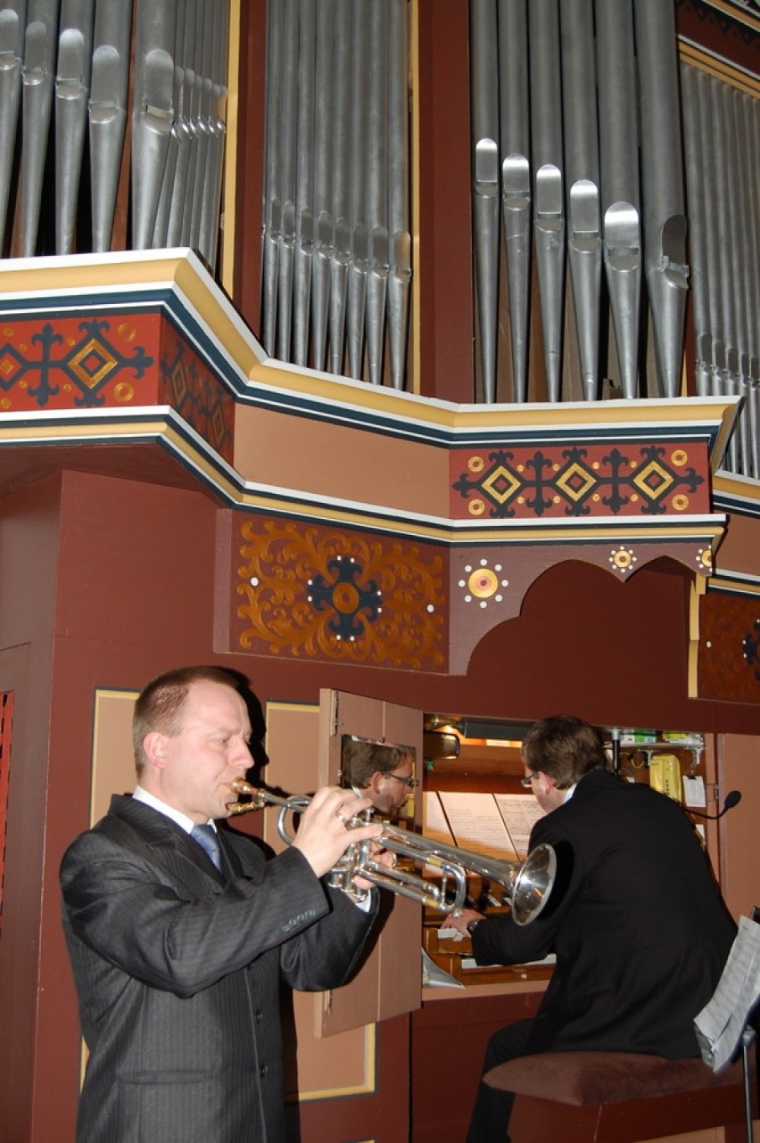 Hopowo - koncert pasyjny w kościele