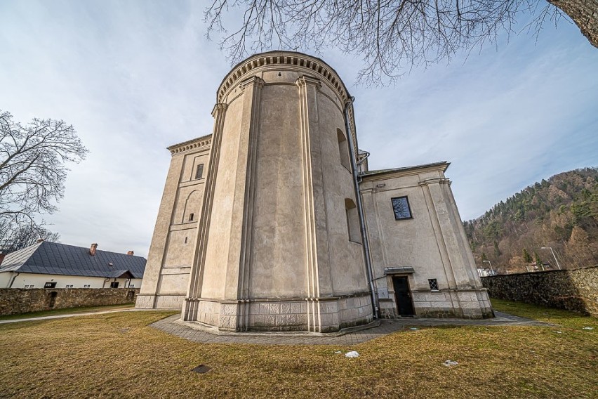 Muszyna. Kościelna wieża uratowała życie niemieckiego żołnierza. Teraz ma dołożyć się on do remontu świątyni [ZDJĘCIA]