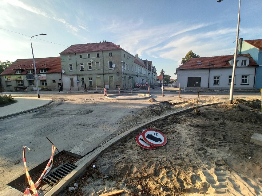 Rawicz. Zamkną skrzyżowanie ulic Przyjemskiego, 3 Maja i Wały Dąbrowskiego. Jak przedostać się na drugą stronę miasta?