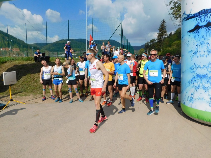 4. Wodociągi Półmaraton Górski Jedlina-Zdrój za nami. Bieg wygrał Bartłomiej Przedwojewski