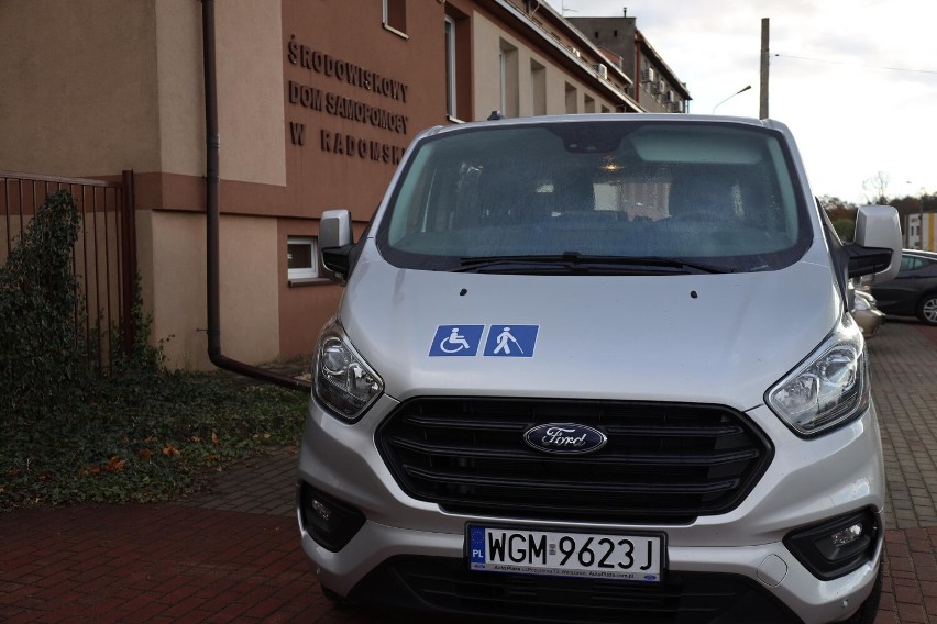 Nowe auto trafiło do Środowiskowego Domu Samopomocy w Radomsku