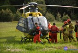 Przerwany start śmigłowca LPR z pacjentem po uderzeniu o koronę drzewa po wypadku w Mostkach [zdjęcia, wideo]
