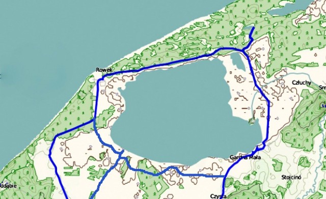 Trasy rowerowe wokół jeziora Gardno. W ciągu trzech dni, przy dojazdach ze Słupska, uzbierało się na liczniczku około 200 km.