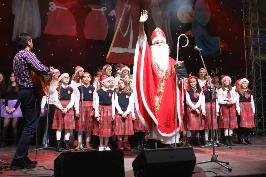 Święty Mikołaj odwiedził podopiecznych Caritas z całego Podkarpacia [ZDJĘCIA]