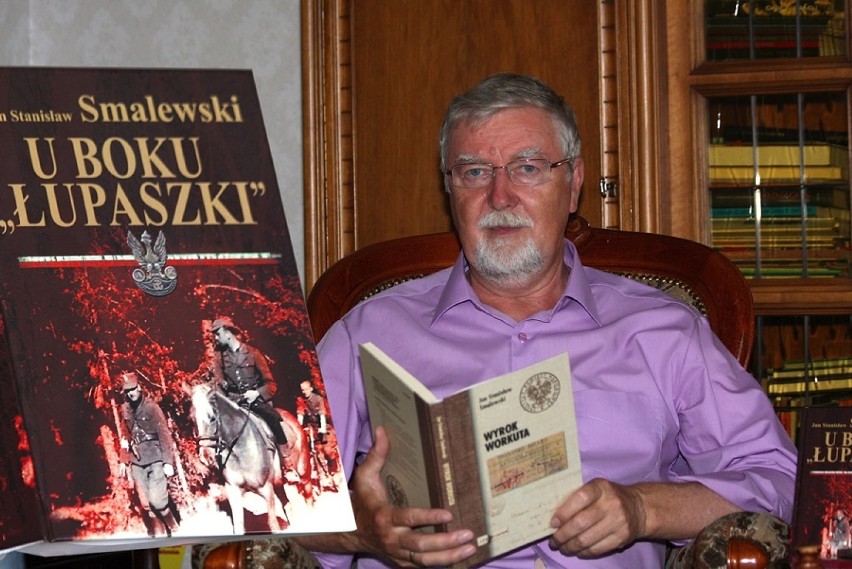 Jan Stanisław Smalewski jest autorem takich pozycji, jak...