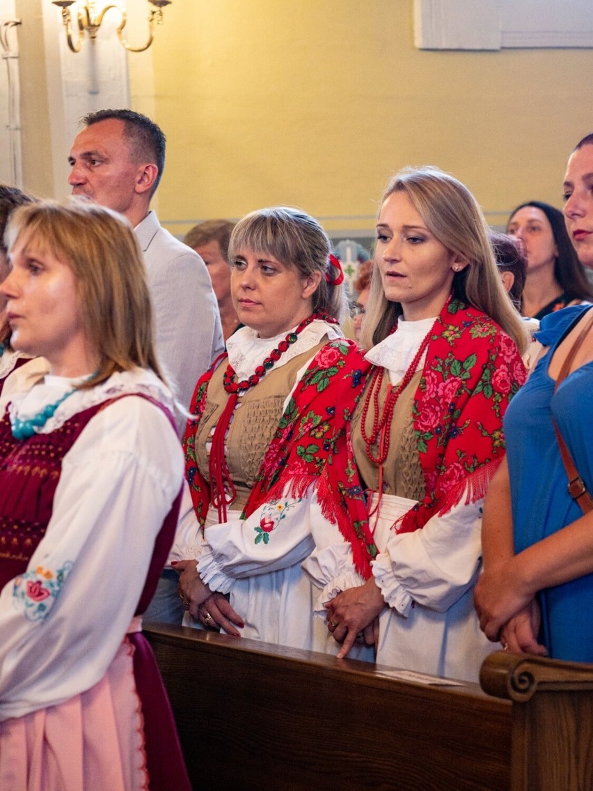 Konsekracja nowego ołtarza w parafii w Korczewie ZDJĘCIA