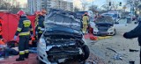 Tragedia w Warszawie. Zderzenie czterech samochodów na ulicy Marywilskiej. Jedna osoba nie żyje. Trwa śledztwo prokuratury