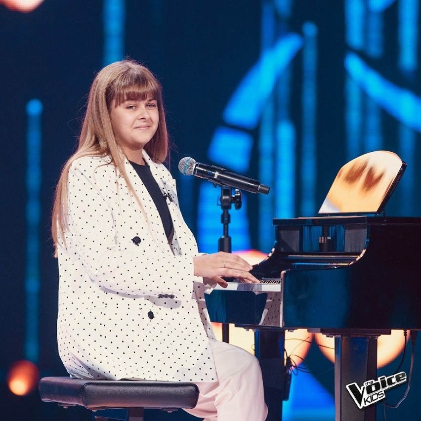 The Voice Kids. Nikola Wądołowska zachwyciła trenerów. W trakcie występu Podlasianki odwróciły się wszystkie fotele (wideo)