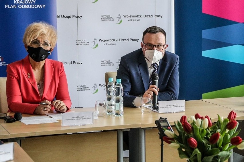 Kraków. Krajowy Plan Odbudowy nie zadziała bez reformy rynku pracy i urzędów pracy