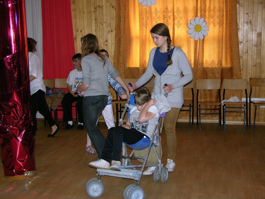 Wolontariusze z Budowlanki zorganizowali Dzień Dziecka dla niepełnosprawnych [ZDJĘCIA]