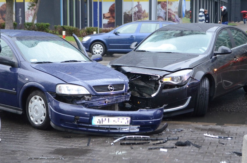 Wypadek na Domaniewskiej. Mogą być utrudnienia!