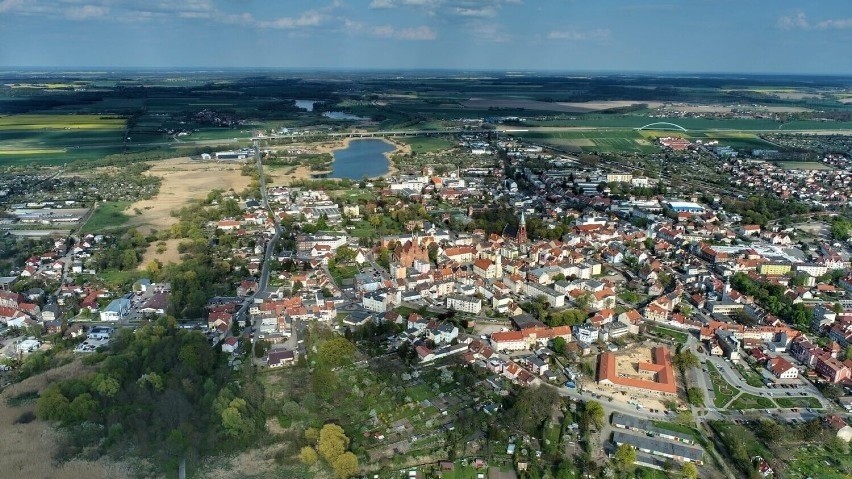 Burmistrz Świebodzina uzyskał wotum zaufania i absolutorium...