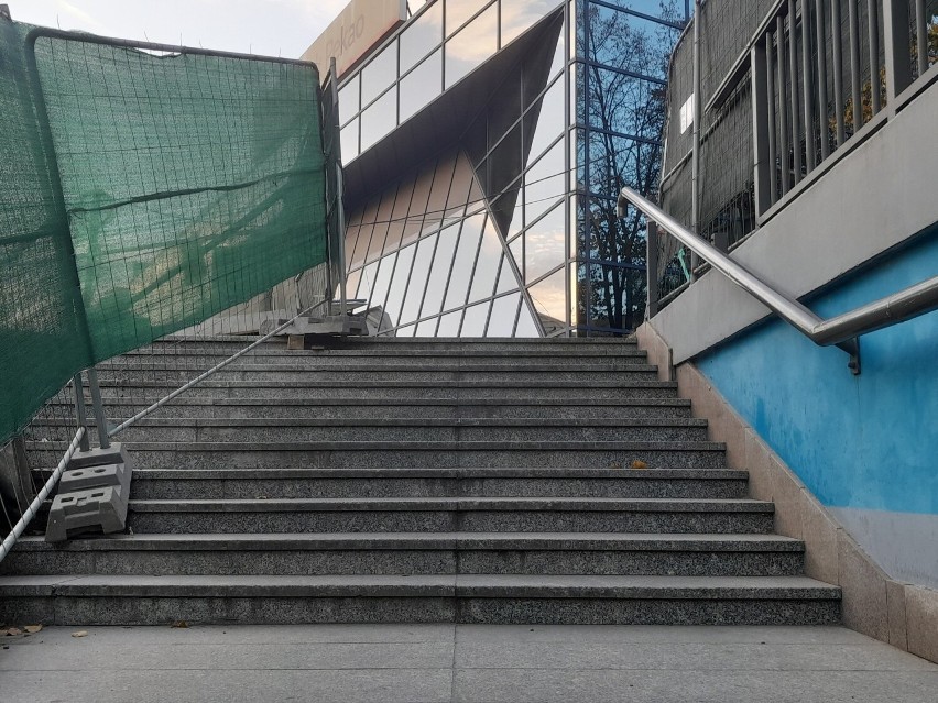 Inwestycja miała zakończyć się miesiąc temu....