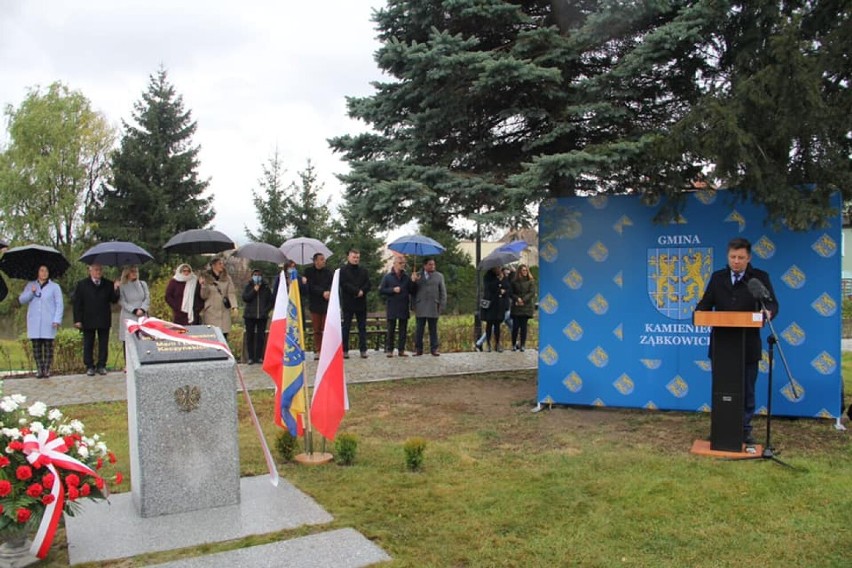 Kamieniec Ząbkowicki ma skwer im. Pary Prezydenckiej Marii i...