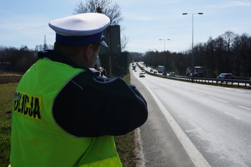 Kontrola prędkości w Mikołowie. Policjanci kontrolowali kierowców