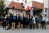 Pleszew. Zakończenie roku i rozdanie świadectw w Niepublicznym Liceum Ogólnokształcącym w Pleszewie