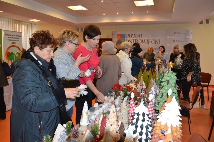 W sali konferencyjnej Starostwa Powiatowego w Ostrowcu odbył...