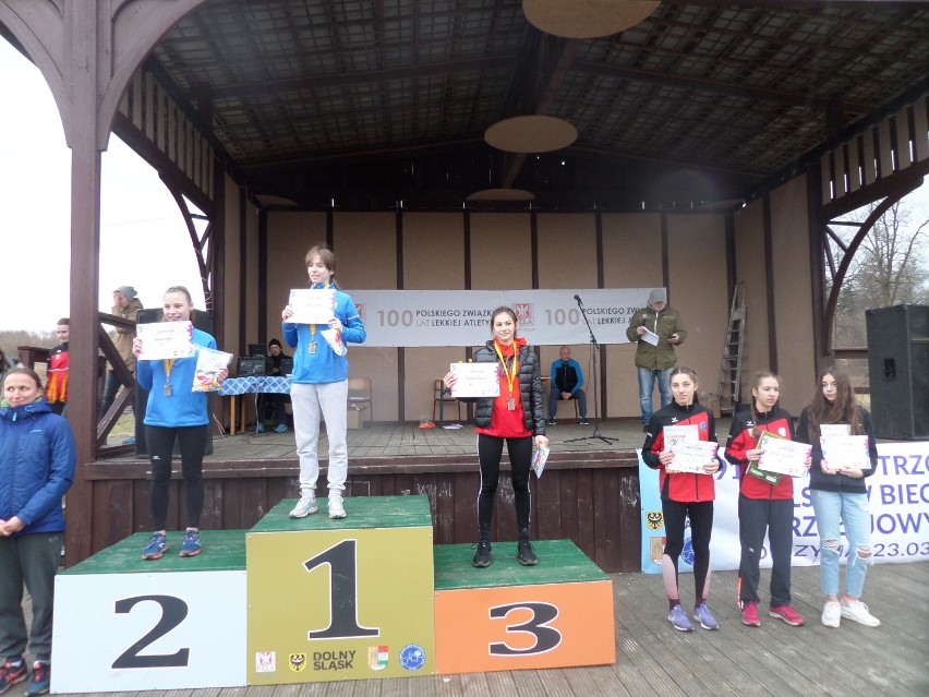 Pięć medali WKS-u Oleśniczanki na zawodach w Olszynie