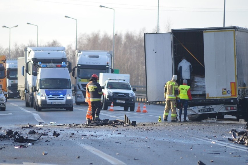 Śmiertelny wypadek w Jędrzychowicach z narkotykami w tle. Policja prowadzi dwa śledztwa