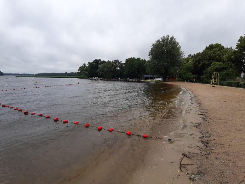 Plaża wojskowa w Szczecinku zamknięta do odwołania [zdjęcia]