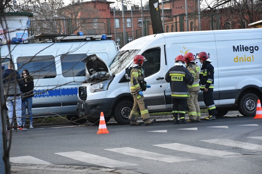 Wypadek na ulicy Chojnowskiej w Legnicy [ZDJĘCIA]