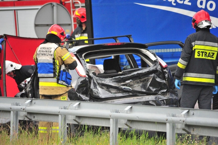 Tragiczny wypadek w Krzepicach. Zginął kierowca samochodu...