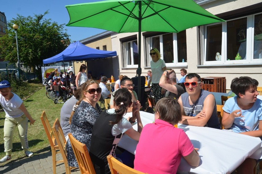 Obchody Dnia Godności Osób Niepełnosprawnych w Stowarzyszeniu "Maki"