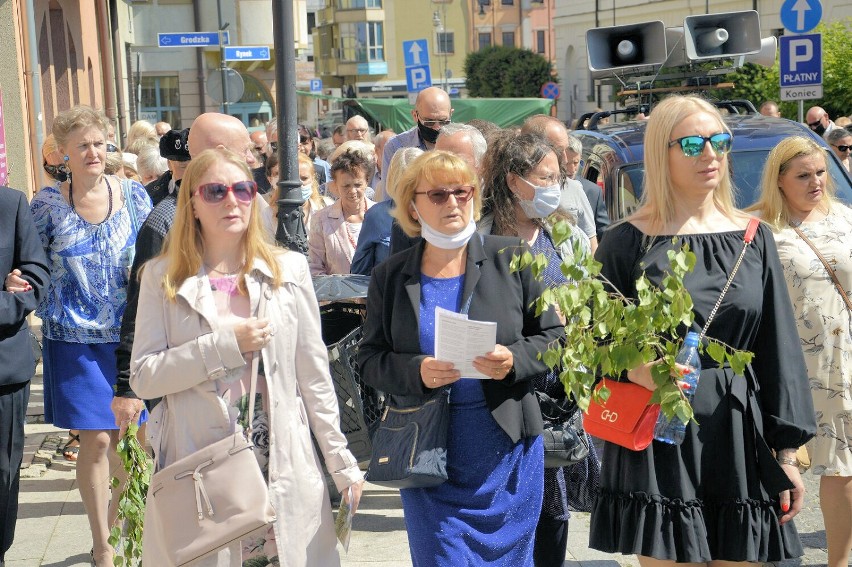 Procesja z parafii św. Mikołaja ulicami Starego Miasta