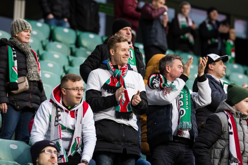 Legia Warszawa - Wisła Kraków. Zabawa na trybunach....