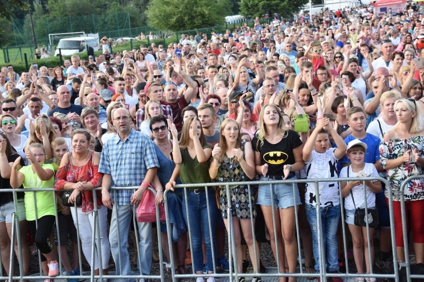 Wielka Gala Disco Polo w Starachowicach. Zabawa dla tysięcy fanów 