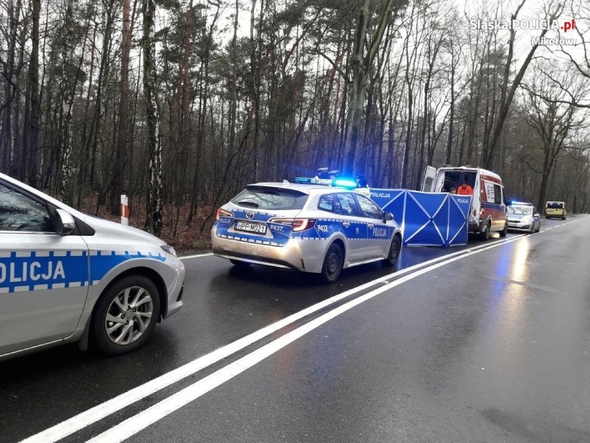 Śmiertelny wypadek w Mikołowie. 45-latka wjechała autem w...