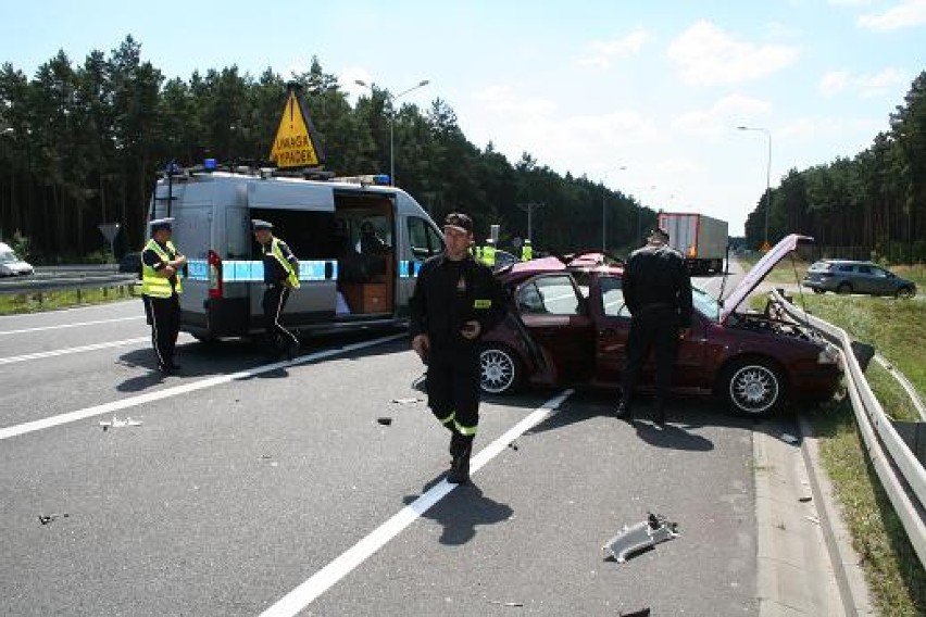 Tragiczny wypadek w Glinkach. Policjanci apelują do świadków...