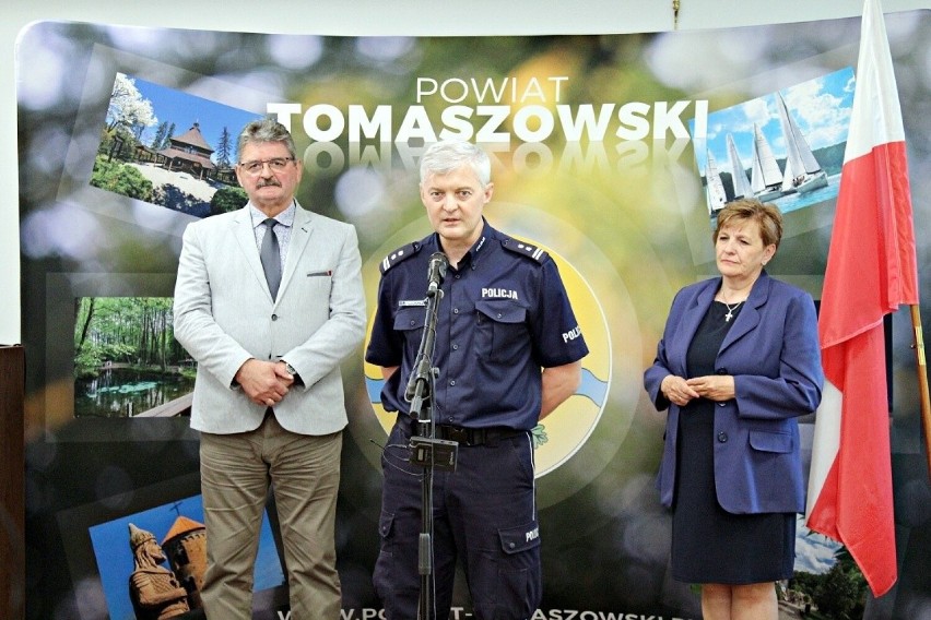Na dodatkowe patrole policji w powiecie tomaszowskim umowę...