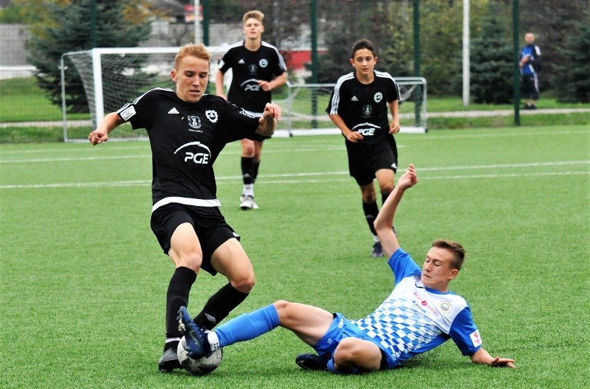 Centralna Liga Juniorów u-17. Stal Mielec wygrała z Hutnikiem Kraków. Bardzo ważna wygrana ekipy Sebastiana Ryguły i Jacka Cyganowskiego