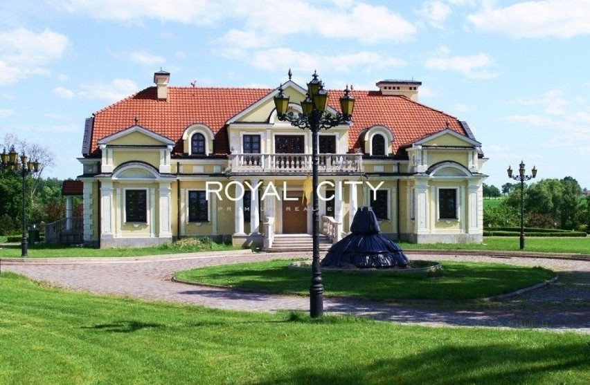 Zobacz więcej zdjęć: Dom Czyżew-Osada

Najbardziej luksusowa...