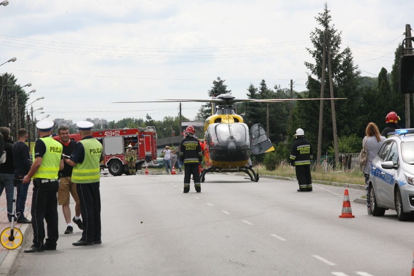 Wypadek w Będzinie. Zderzyły się dwa autobusy, 17 osób rannych [ZDJĘCIA, WIDEO]