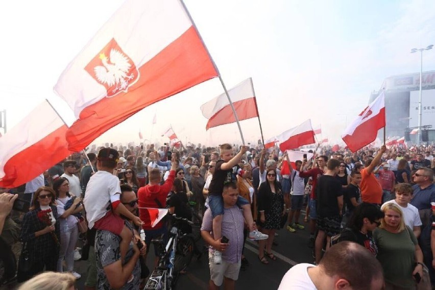 Syreny alarmowe zawyją w Warszawie 1 sierpnia 2023 w godzinę...