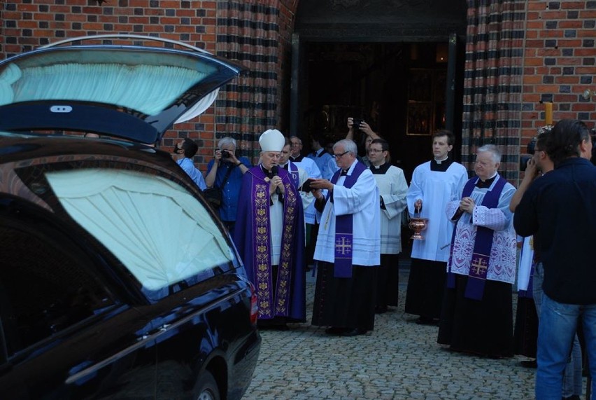Odbył się pogrzeb księdza kardynała Zenona Grocholewskiego [ZDJĘCIA]