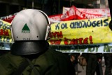 Zamieszki na ulicach Aten. Grecja zbankrutuje już w marcu? Wideo
